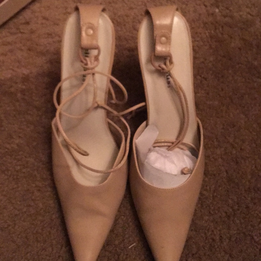 Tan heels